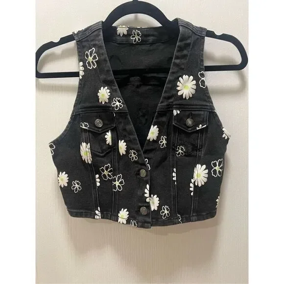 Forever 21 Daisy Print Denim Vest Black/Multi - Picture 2 of 4